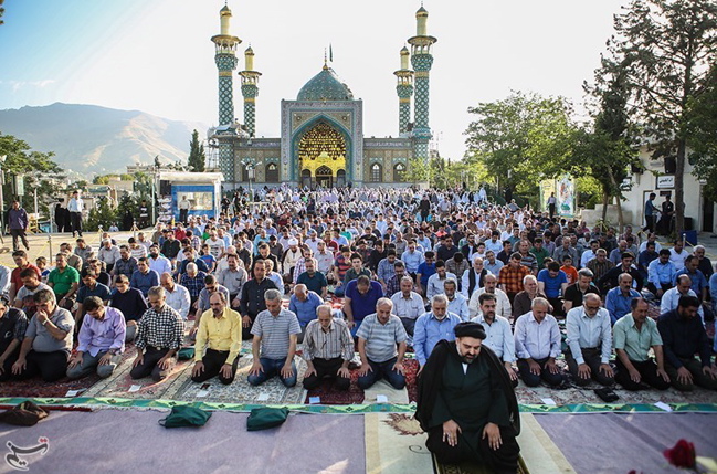 Laylat al Qadr and Eid al-Fitr: Muslims observe holiest 